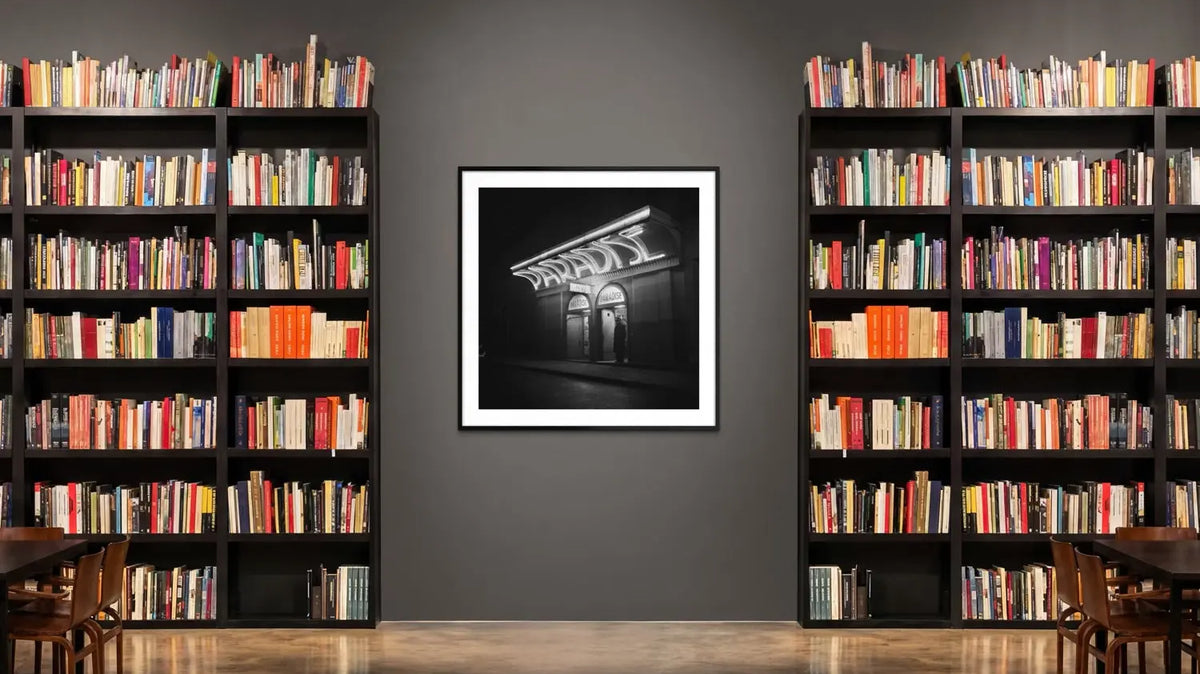 Abstract Art vs. Photography: How to Choose the Right Language for a Room