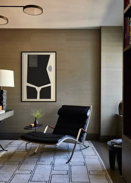 Tropezienne by Alejandro Franseschini displayed in a modern living room interior