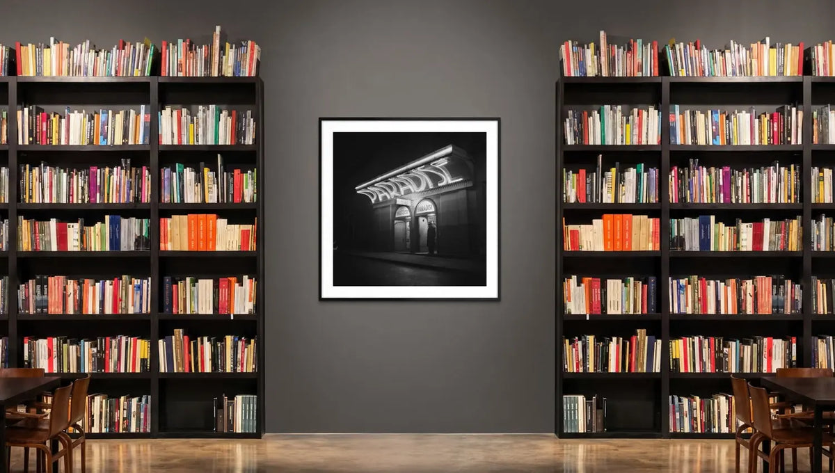 Abstract Art vs. Photography: How to Choose the Right Language for a Room