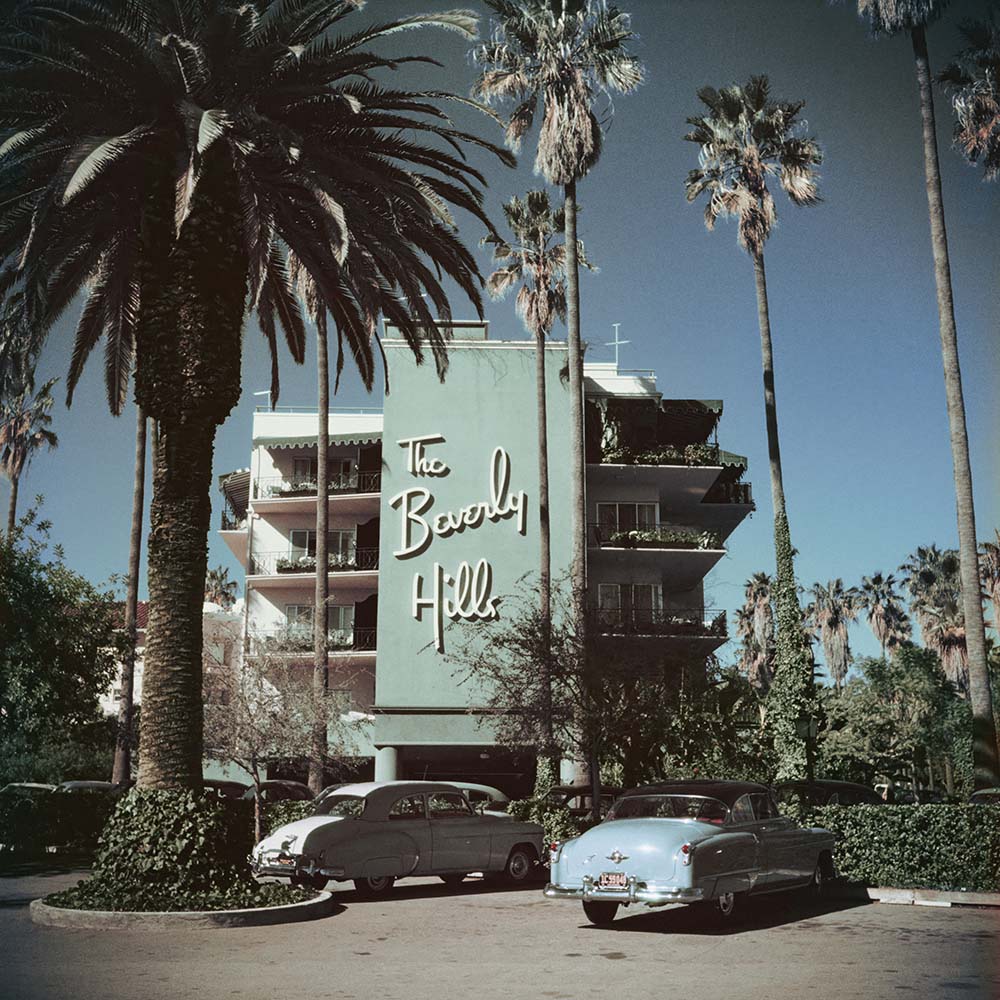 Beverly Hills Hotel by Slim Aarons On Metal Print