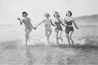 60x40_girls_beach_the_picturalist_wall_art