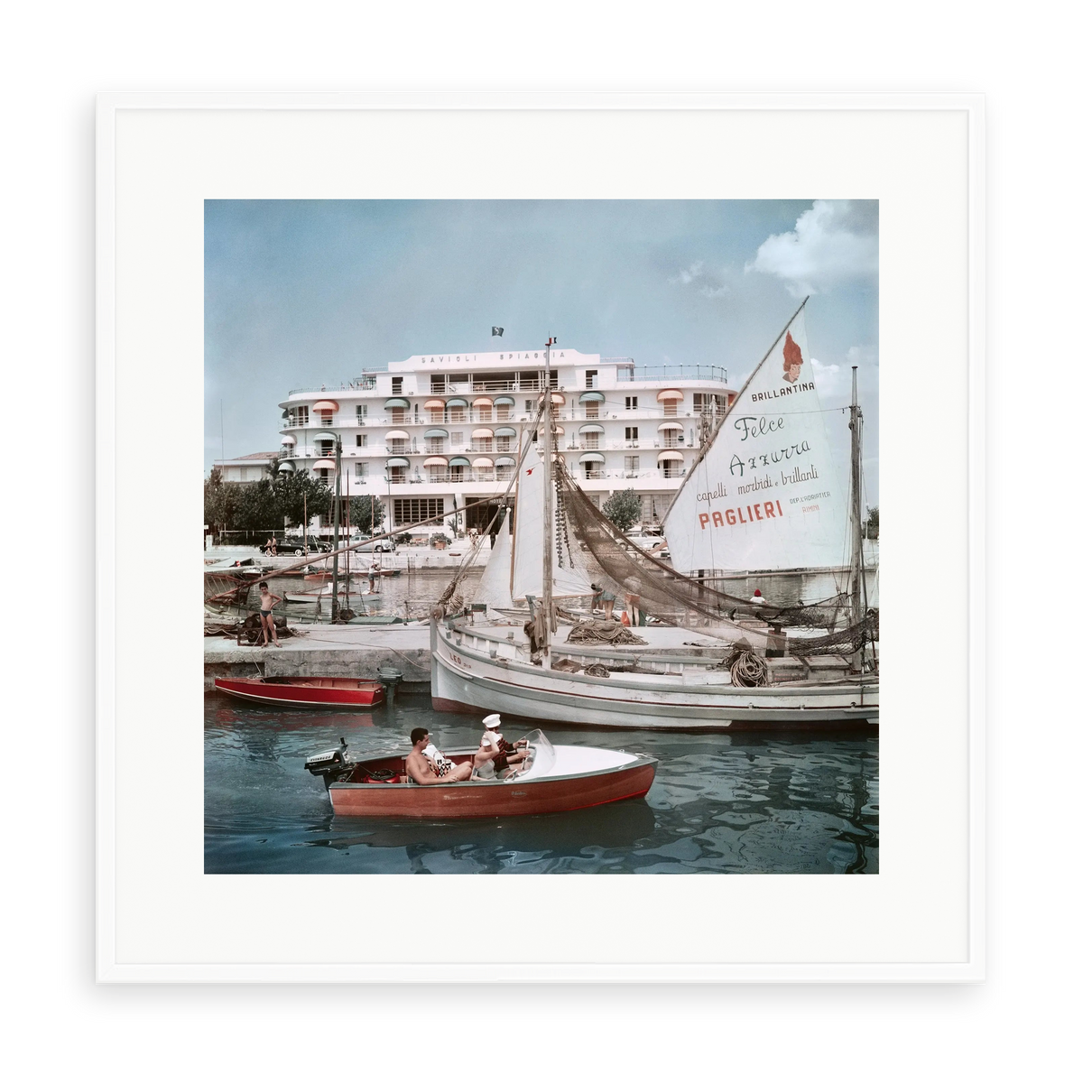 Illustrative matte-white framed preview with white inner border of Savioli Spiaggia Hotel Riccione by Slim Aarons. Proportions vary by size.